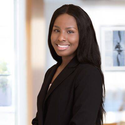 linkedin-alvarez-alyssa-